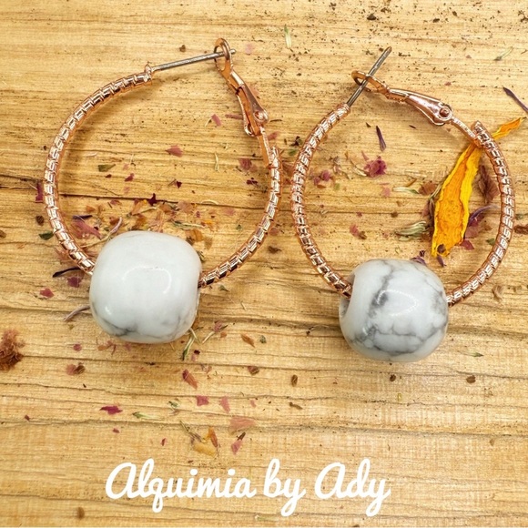 White Howlite spheres charms chunky rose gold hoops - Picture 1 of 4